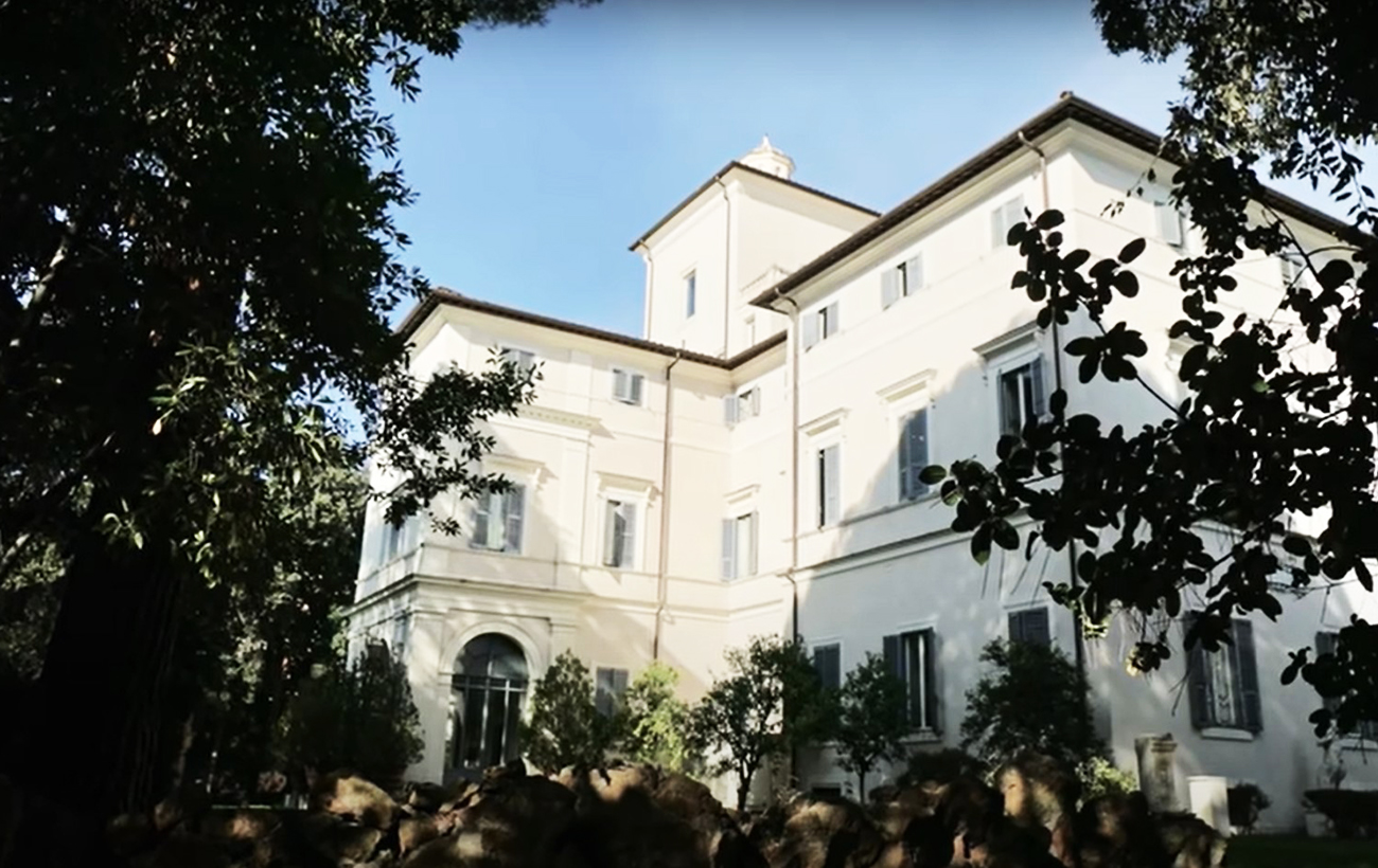 Со скидкой: в Риме продают виллу с уникальной фреской знаменитого итальянского художника